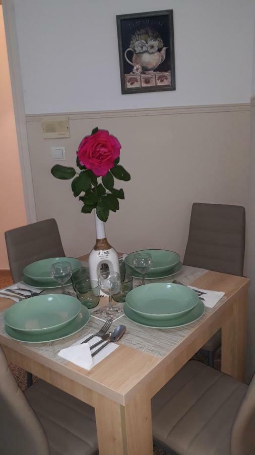 Marilias Apartment פרבזה מראה חיצוני תמונה